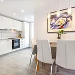 Irene Apartment *
